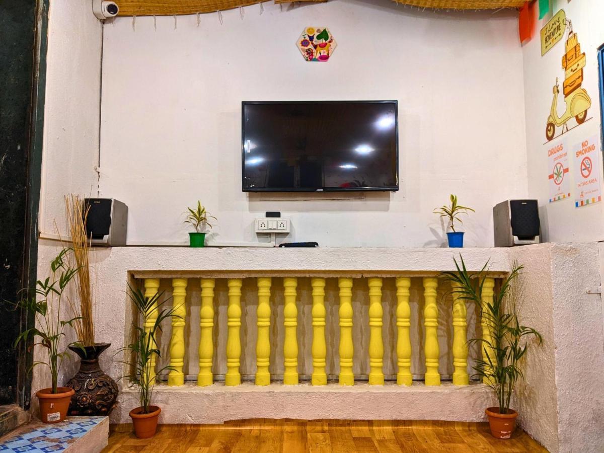 Awaara Backpackers Hostel, Alībāg Zewnętrze zdjęcie