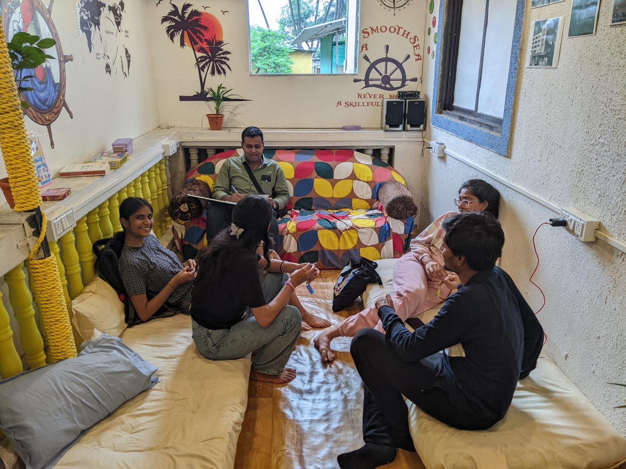 Awaara Backpackers Hostel, Alībāg Zewnętrze zdjęcie