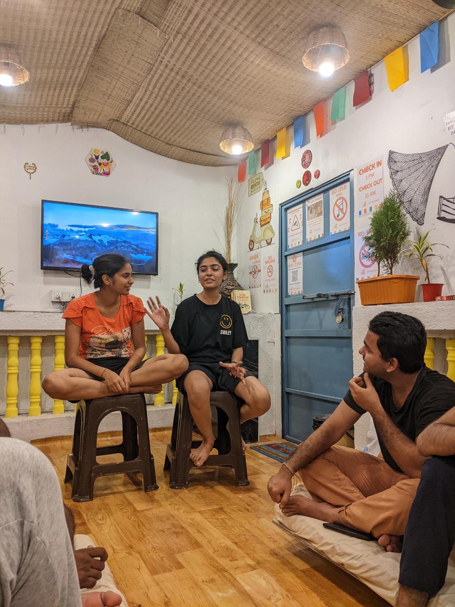 Awaara Backpackers Hostel, Alībāg Zewnętrze zdjęcie